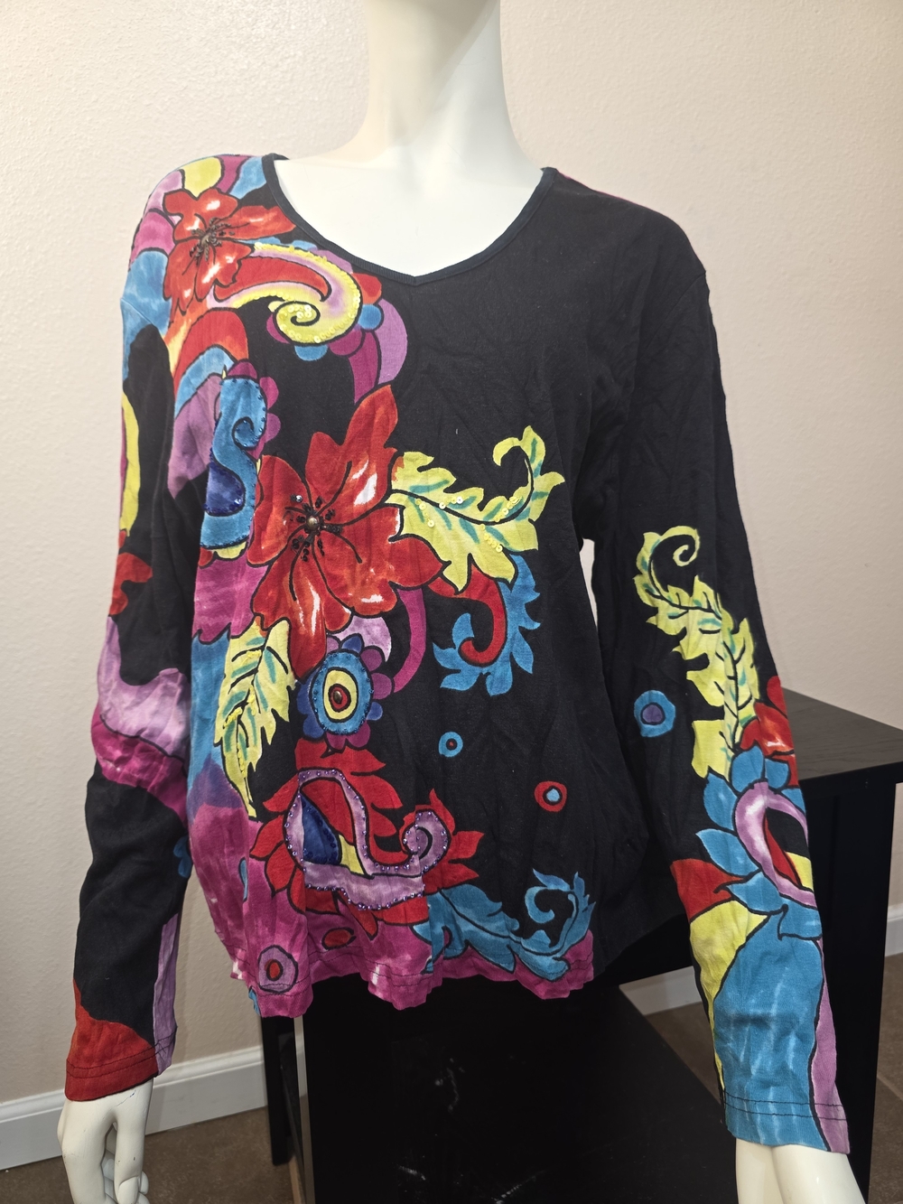 Westbound Black Long-Sleeve V-Neck Top with Multicolor Floral Print